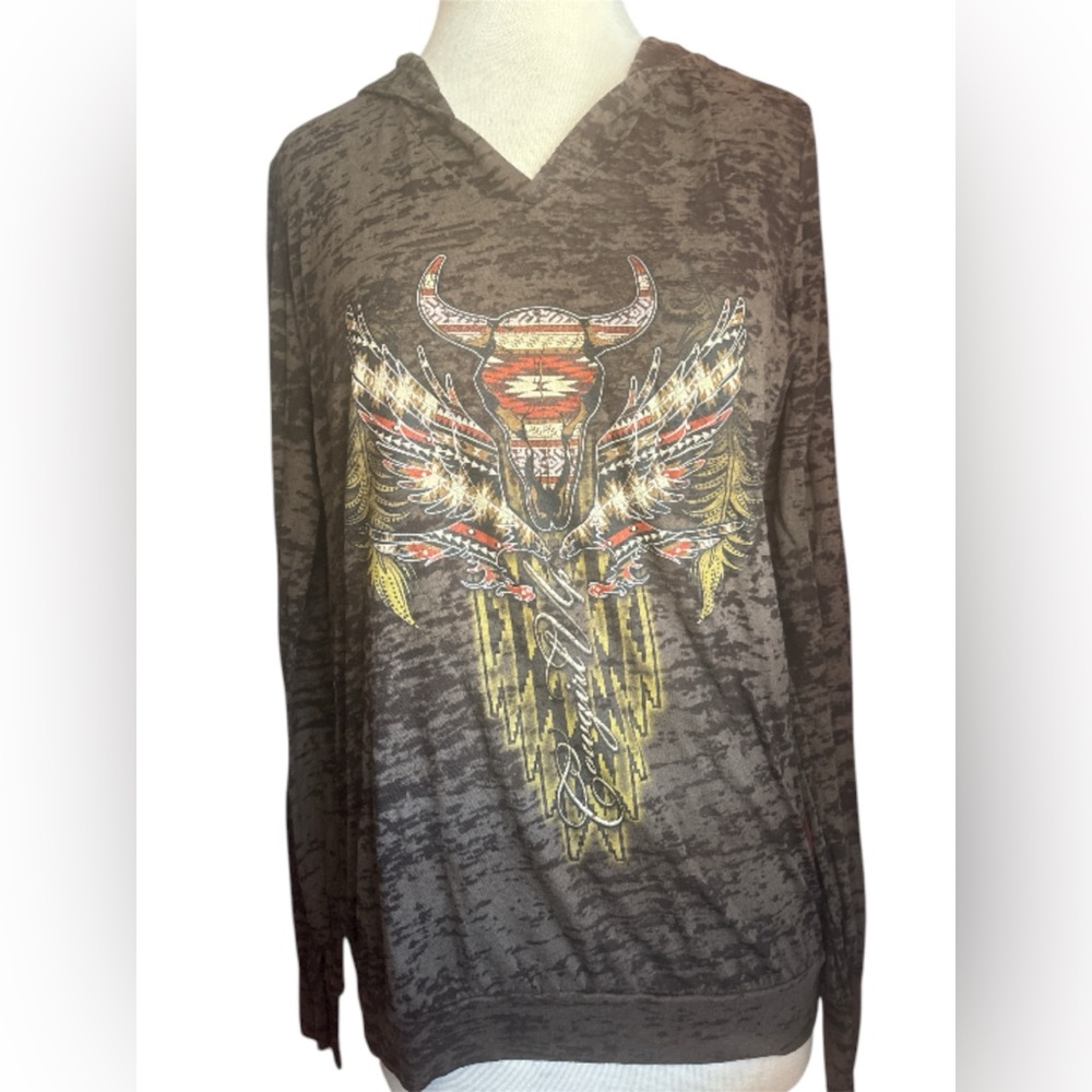Graphic Long Sleeve Top with Bull Design